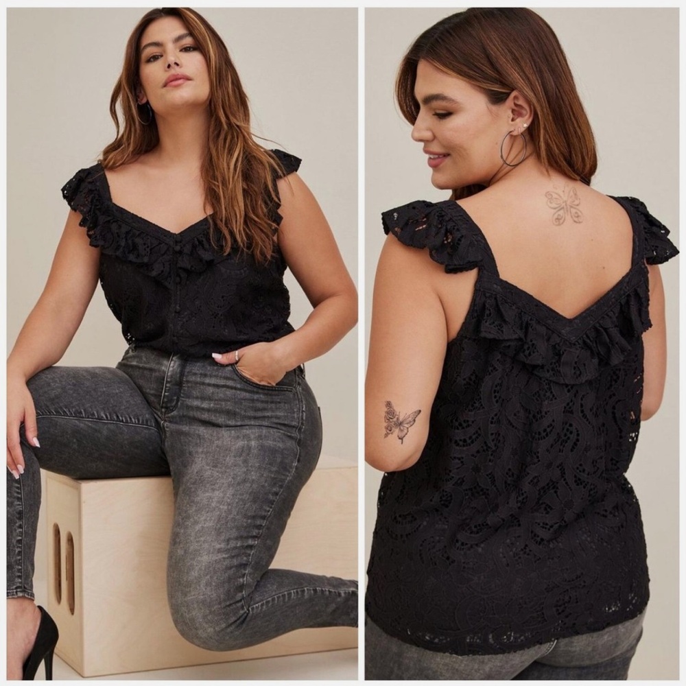 Torrid Lace Ruffle Blouse Size 0 Large Black V-Neck Romantic Goth Top
